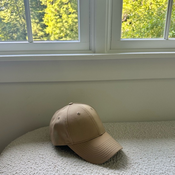 ARITZIA - Tan Baseball Cap - Picture 1 of 5